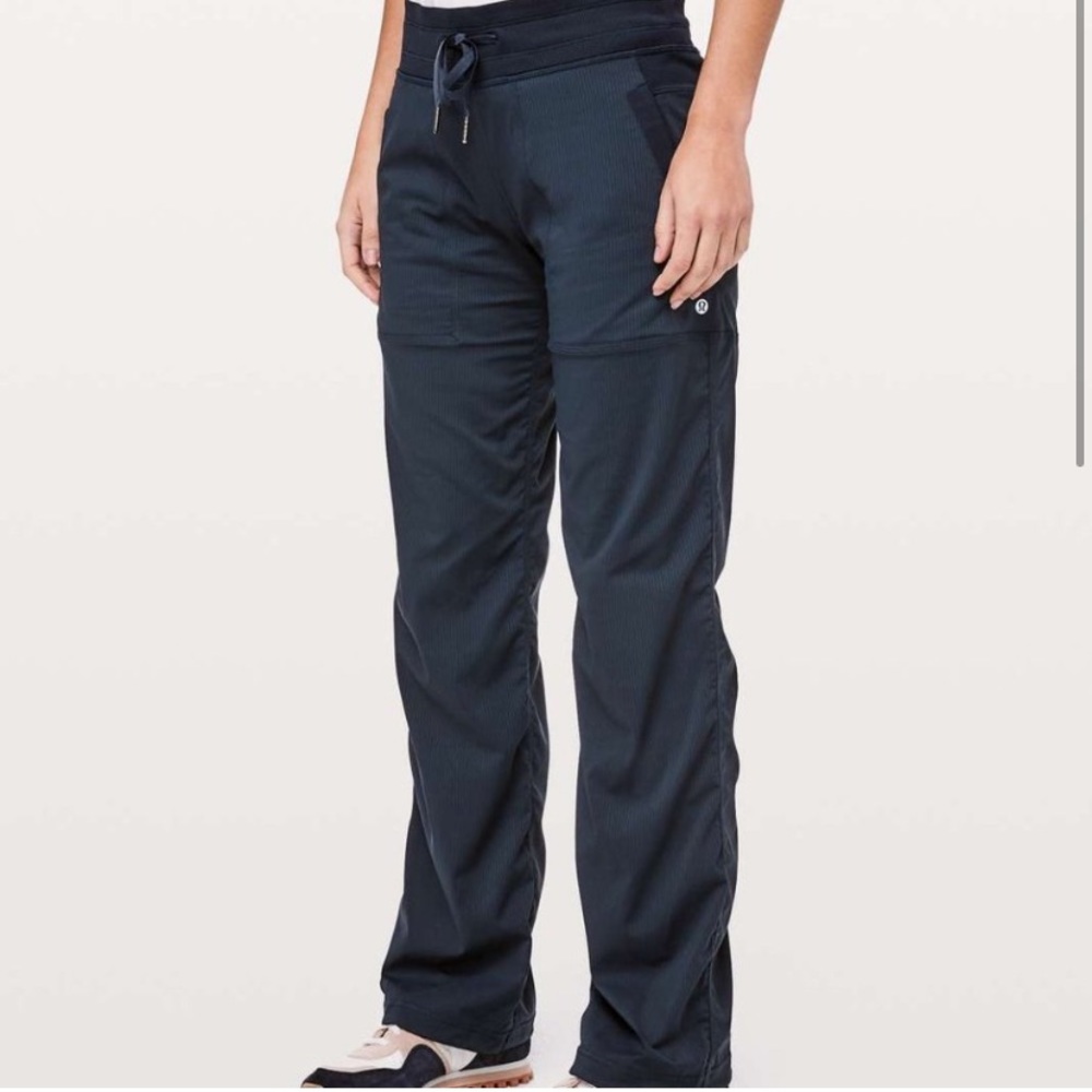 Lululemon dance studio I pant size 6